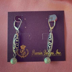 Premier Designs Silver filigree pearl earrings